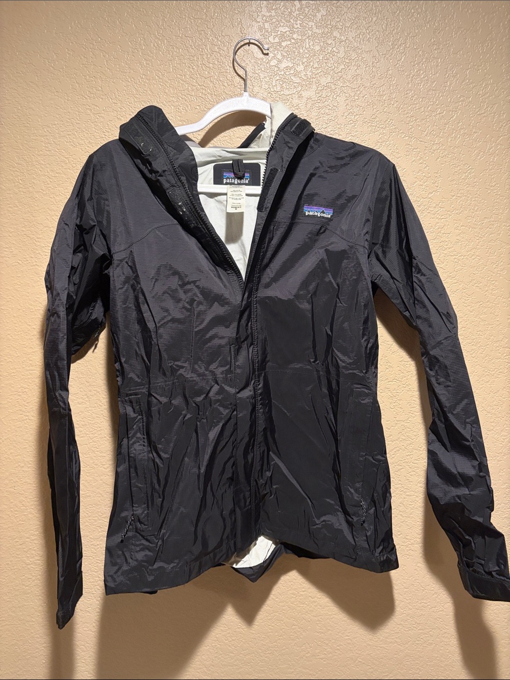 Patagonia Black Hooded Lightweight Shell Jacket